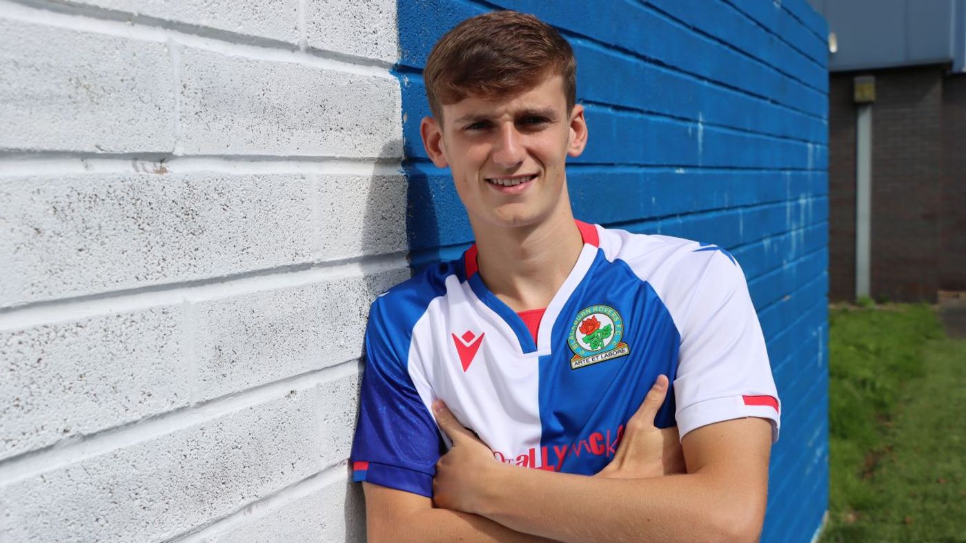 Liverpool starlet Tyler Morton joins Blackburn Rovers on loan.